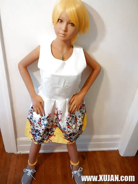 Nina039s white dress - Photo #2008152