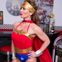 Lynda Leigh masturbating in a Wonder Woman Outfit