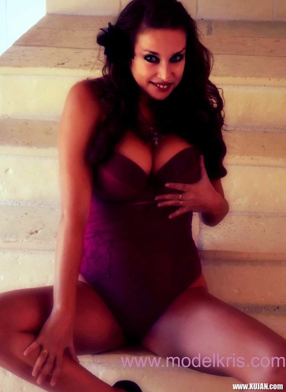 Kristyna J flashing her Boobs and Snatch - Photo #2014404