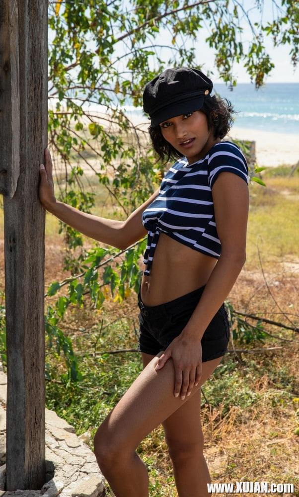 Angel Constance 21 - Photo #2025792