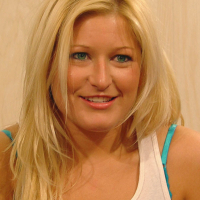 Sexy pornstar Heather Gables up close and personal