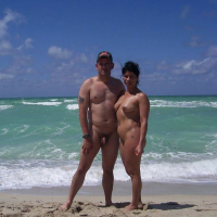 Nudistneri yntaniqnery tsovapin arevayruq en yndunum ev merk lusankarvum