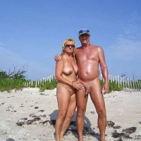 Nudistneri yntaniqnery tsovapin arevayruq en yndunum ev merk lusankarvum