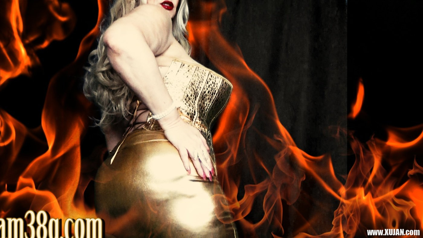 BBW Samantha38g is so hot that shes on Fire - Photo #2042685