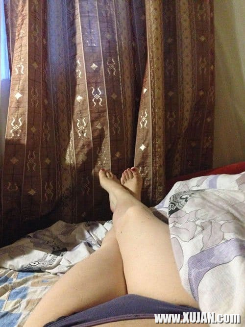 Kins indz ashkhatanqi ugharkets mi lusankar vortegh na menak e tsatkum tany - Photo #2042749
