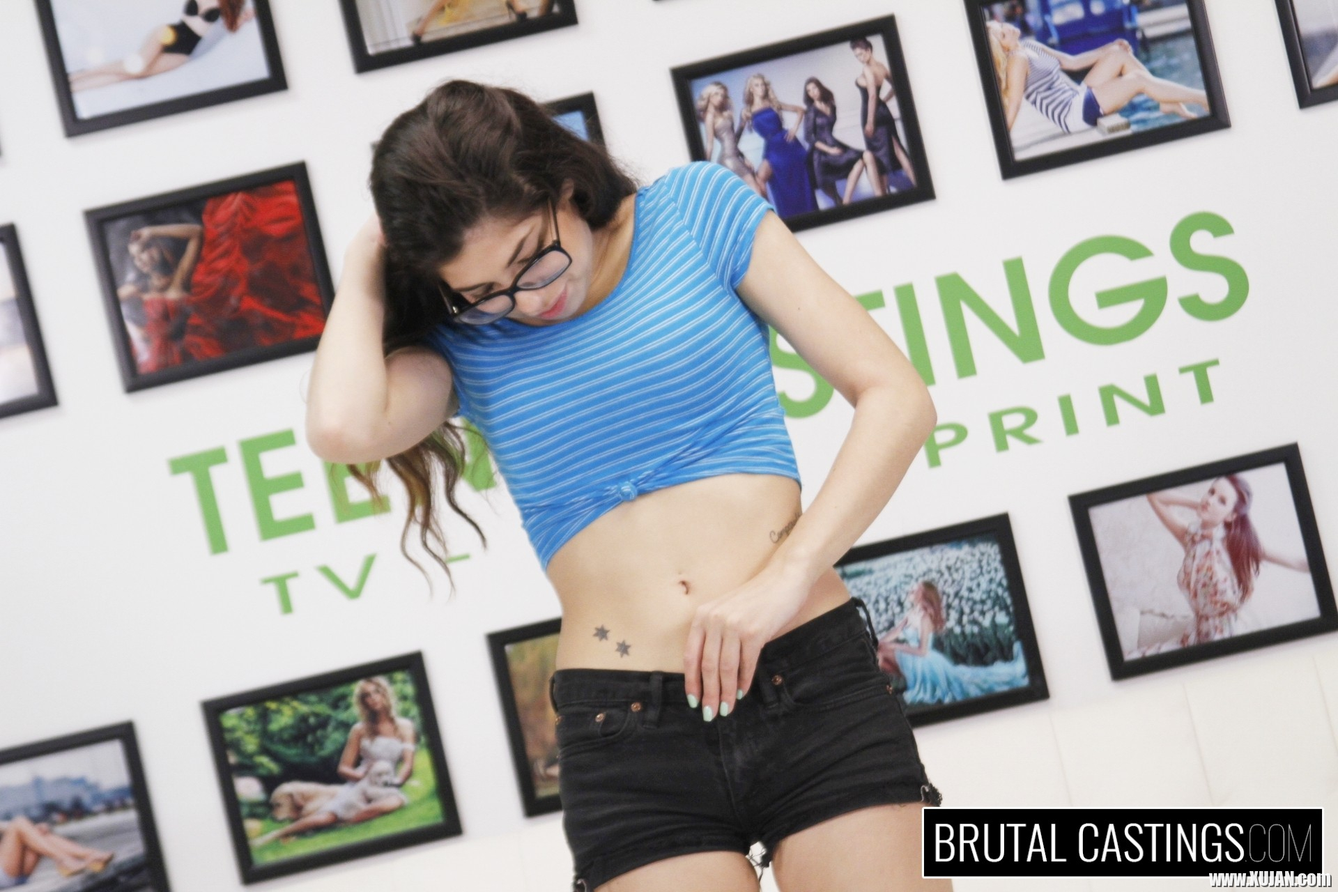 Ava Taylor a very sexy nerd just wants to work as little as poss - Photo #2047484