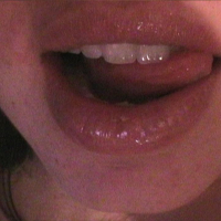 Kari Sweets takes selfies of her hot face and body in bed