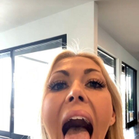 Holly Hotwife nude