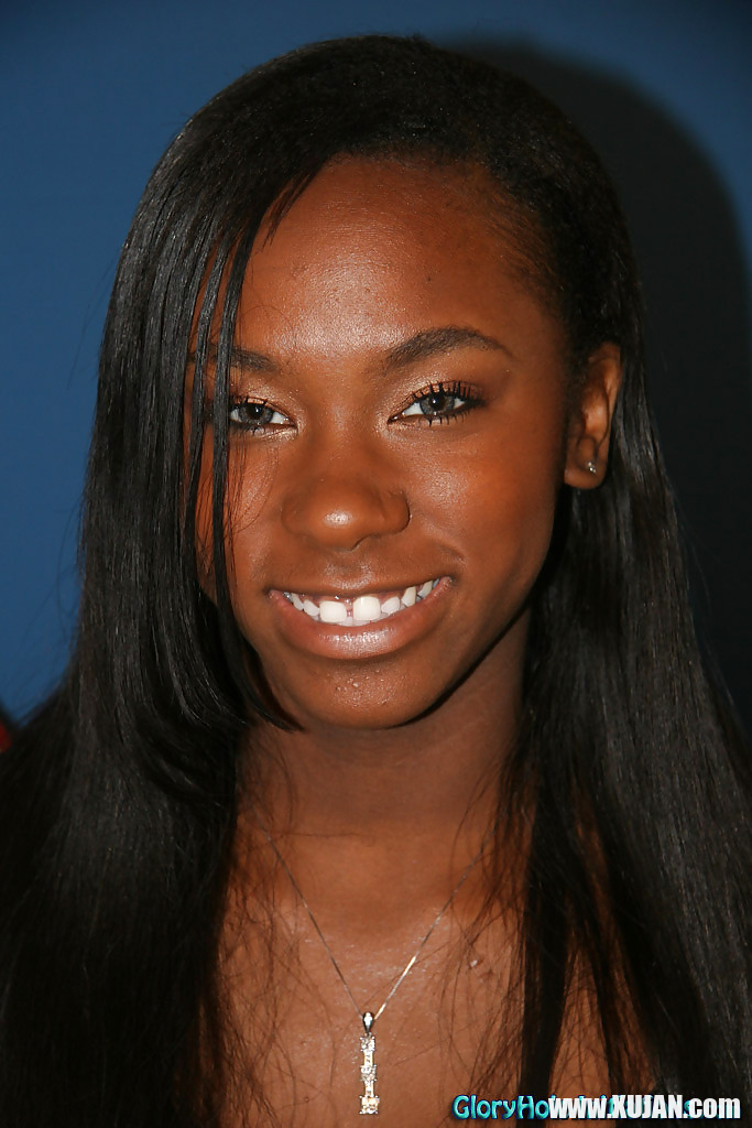 Ariel Alexus Glory Hole - Photo #2049618