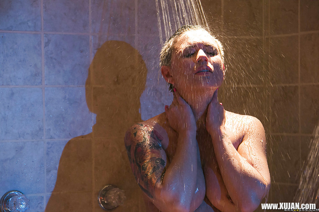 Seductive latina with big tits Eva Angelina taking shower - Photo #2056361