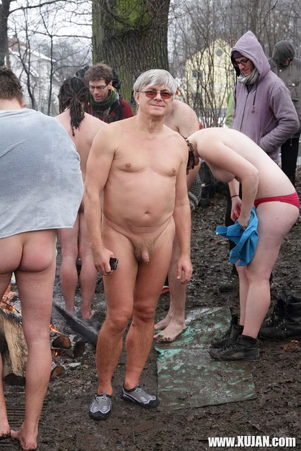 Nudistneri yntaniqy dzmrany loghanum e - Photo #2062184