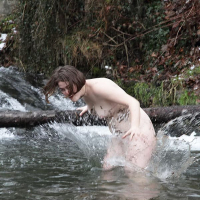 Nudistneri yntaniqy dzmrany loghanum e