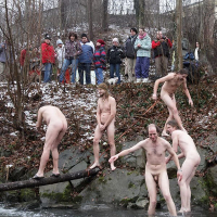 Nudistneri yntaniqy dzmrany loghanum e