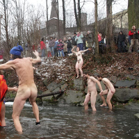 Nudistneri yntaniqy dzmrany loghanum e