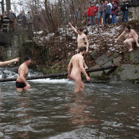 Nudistneri yntaniqy dzmrany loghanum e
