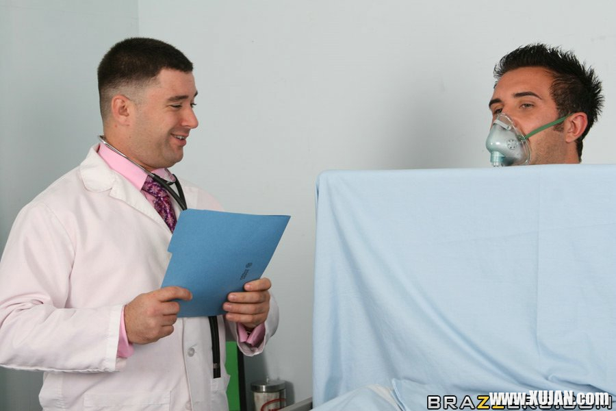 Sophia Lomeli and Holly West please a patient with a huge dick - Photo #2082622