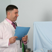 Sophia Lomeli and Holly West please a patient with a huge dick