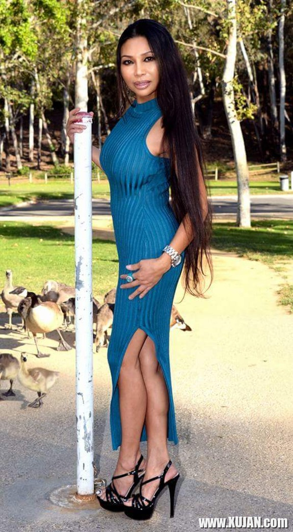 Big Tits Asiakan noradzevutyan model - Photo #2090039