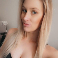 Sneakygirls Selfie girq