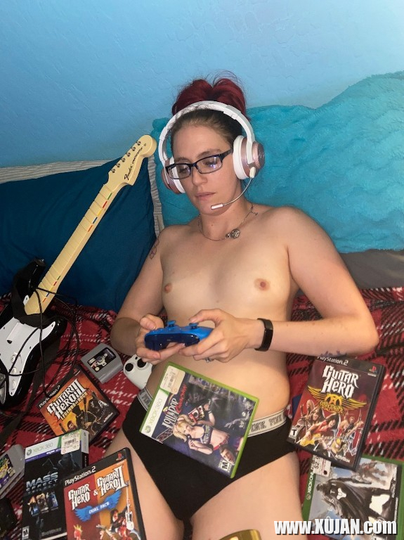 GAMER GIRL y stanum e CREAMPIE - Photo #2122922