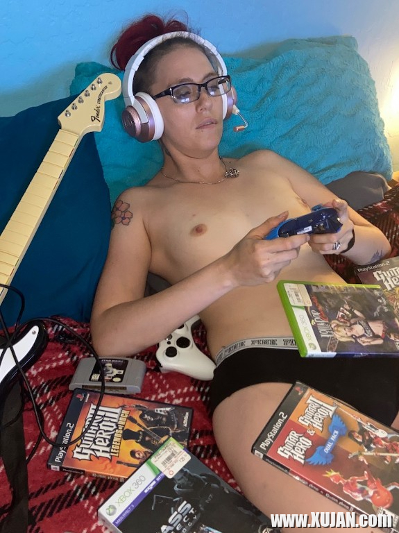 GAMER GIRL y stanum e CREAMPIE - Photo #2122923
