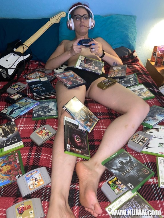GAMER GIRL y stanum e CREAMPIE - Photo #2122924