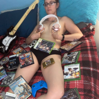 GAMER GIRL y stanum e CREAMPIE