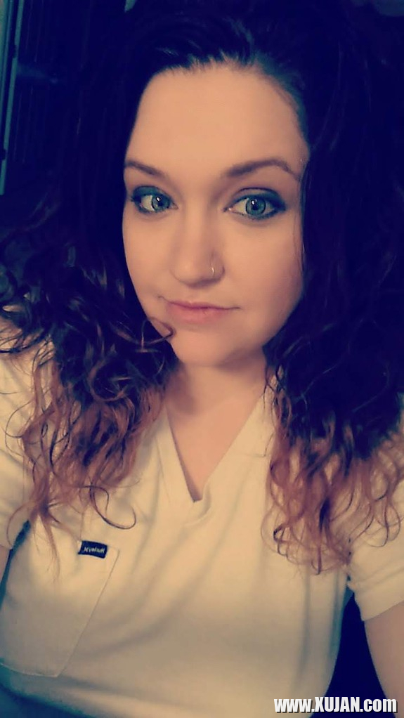 CAM GIRL LIFE - Photo #2127018