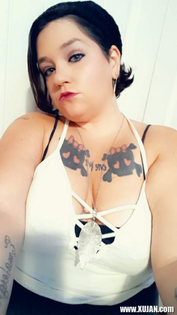CAM GIRL LIFE - Photo #2127020