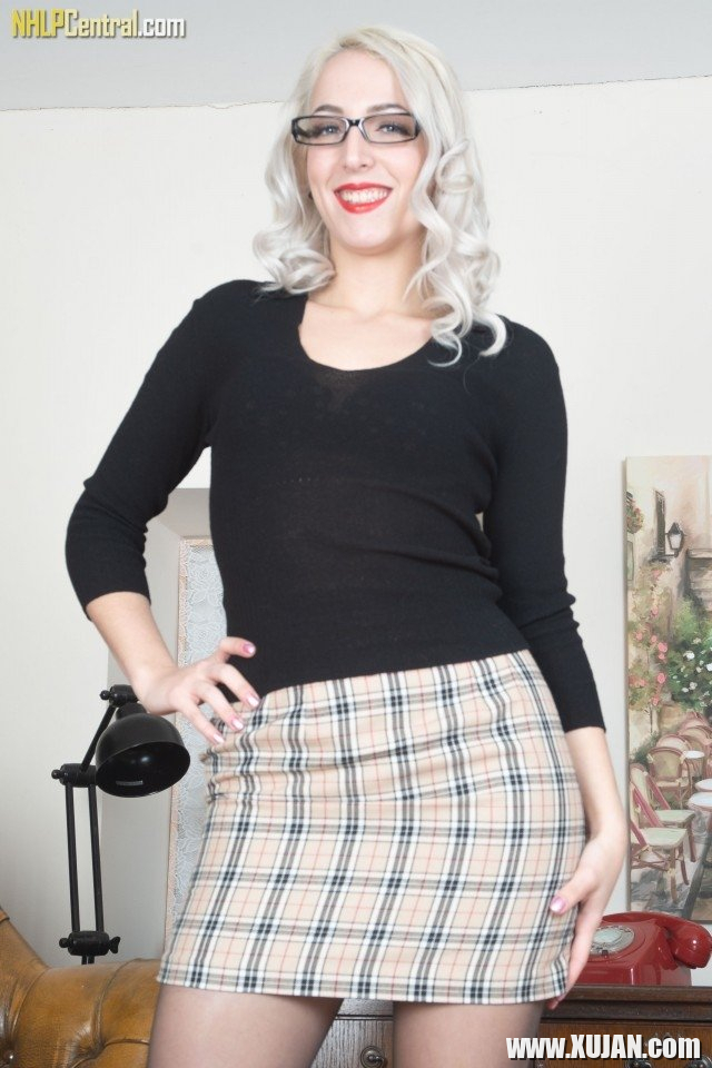 Your PA Liz has you wanting her for so long Finally you ask her for what you really want Pussy Coyly she agrees and after teasing nylon legs ass she puts on racy show Soon in bra and pantyhose sexy ass pussy almost touchable she rips for fingering - Photo #2128308