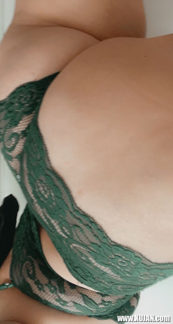 pucy Nipples and Ass - Photo #2128668
