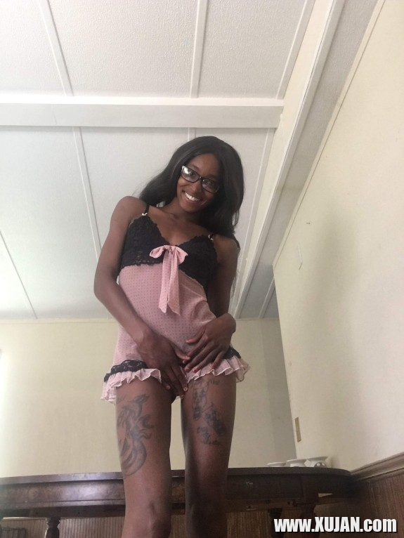 Ebony mankakan zgestov ev stilettonerov - Photo #2142710