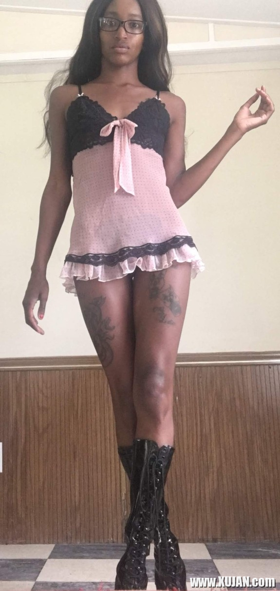 Ebony mankakan zgestov ev stilettonerov - Photo #2142713