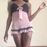 Ebony mankakan zgestov ev stilettonerov