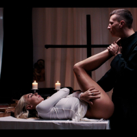 Charlie Dean and Chloe Temple fuck in low light