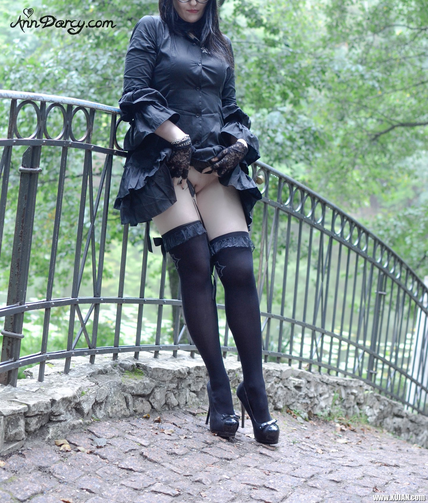 Sexy Ann Darcy gets to flash her Cunt in Public - Photo #2149683