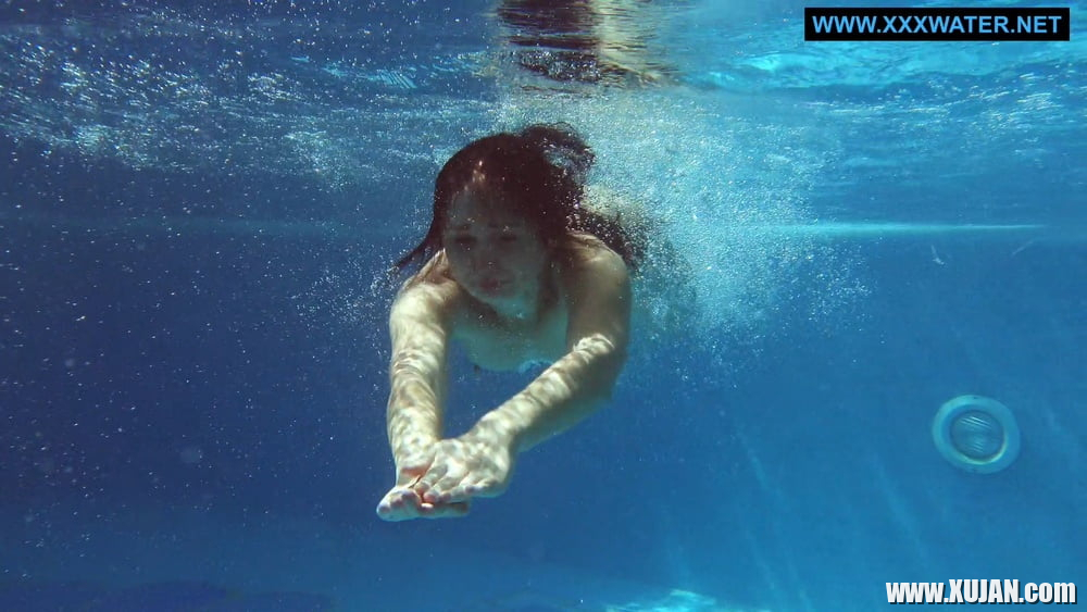 Kittina Clairette Pt2 UnderWaterShow Pool Erotics - Photo #2151824