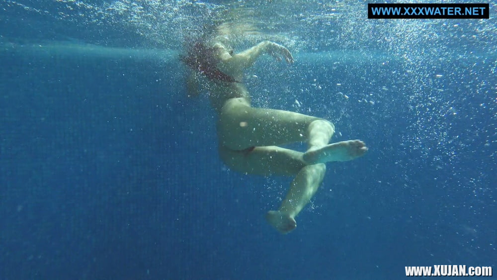 Kittina Clairette Pt2 UnderWaterShow Pool Erotics - Photo #2151826