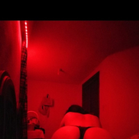 Hornyredlights