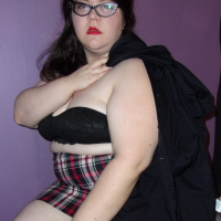 BBW ashakertuhi striptiz
