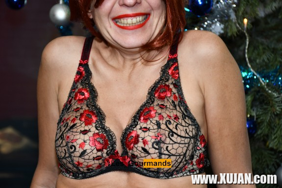 Bonne Anneacutee Shnorhavor NOR TARI - Photo #2179474