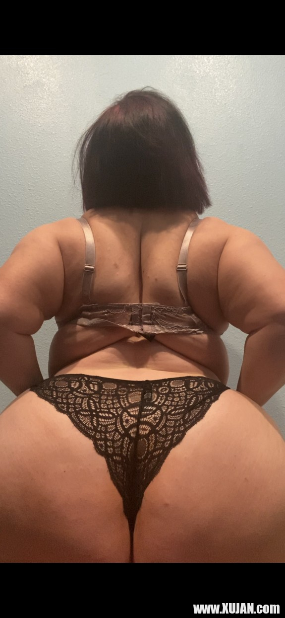 Seqsual AS Hell MILF - Photo #2184576