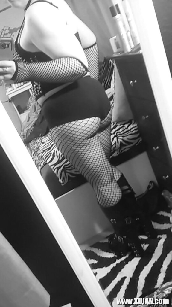 Boots Booty - Photo #2184798