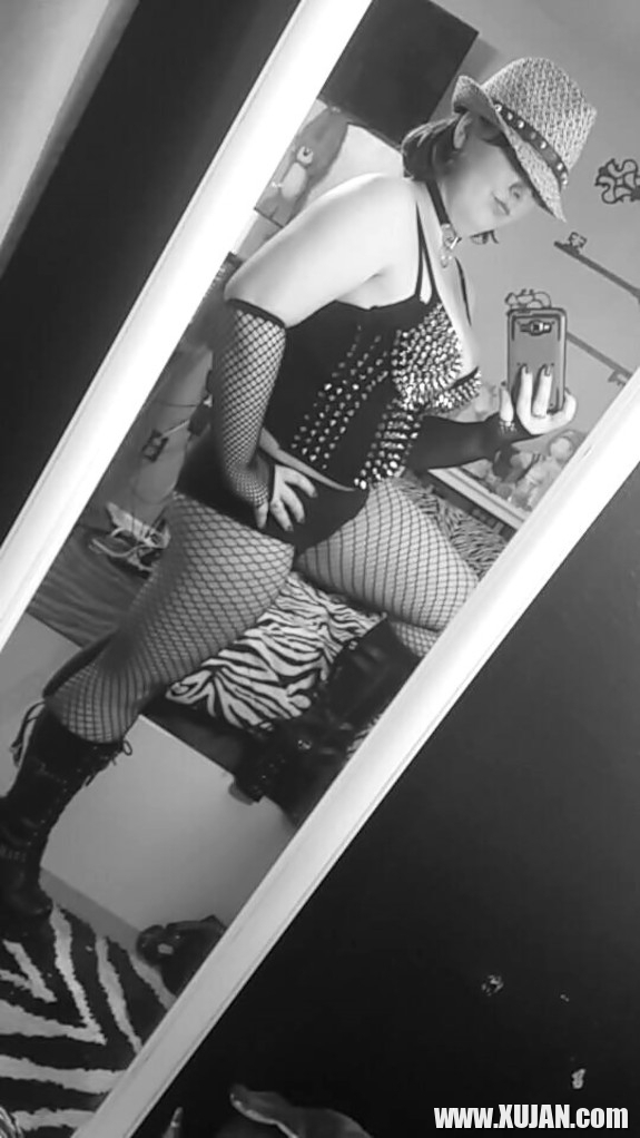 Boots Booty - Photo #2184800