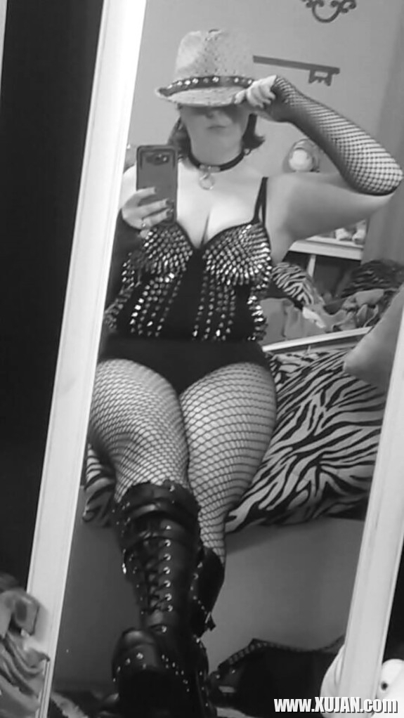 Boots Booty - Photo #2184804