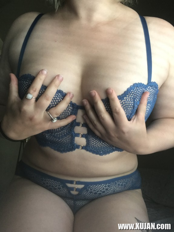 OnlyFans Undies Show - Photo #2186651