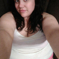 Tsnndyan amisy or keghtot e 30 30 FLIRTY AND TRIVING