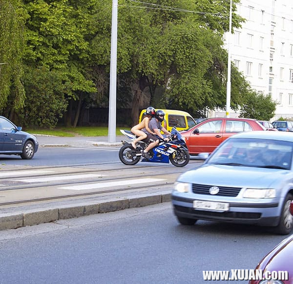 Merk aghjiky sportayin mototsikletov antsel e qaghaqi kentronov - Photo #2191752