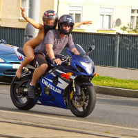 Merk aghjiky sportayin mototsikletov antsel e qaghaqi kentronov
