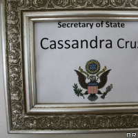 Latina pornstar Cassandra Cruz gets a hard cock in her tight cunt